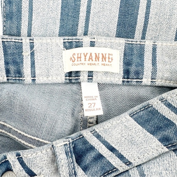 Shyanne Women's Stripe Bootcut Jeans Size 27 - Picture 5 of 9